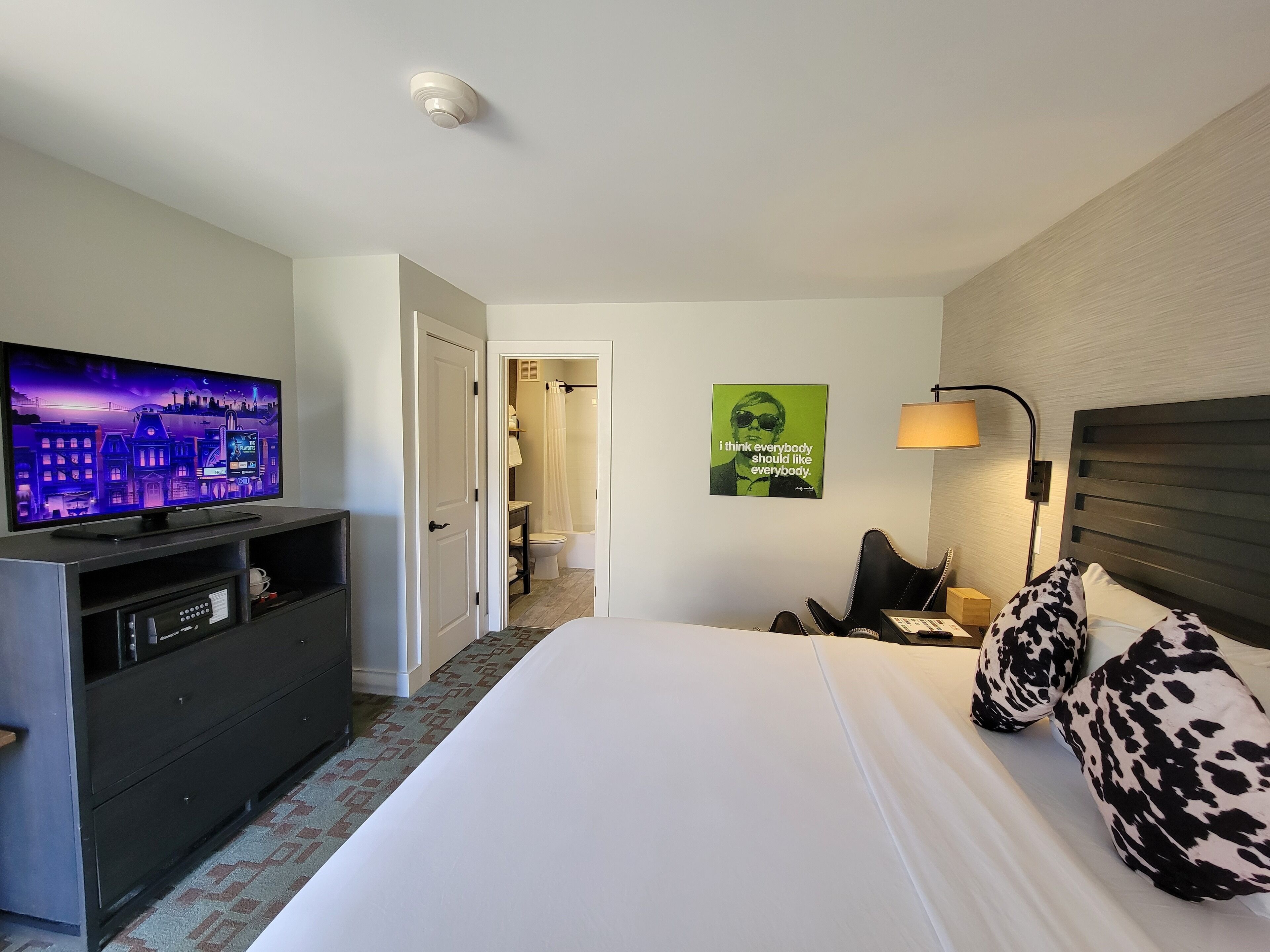 Executive-rum - 1 kingsize-säng | Strykjärn/strykbräda, gratis wi-fi och sängkläder