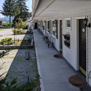 Exterior - Harwood Hill Motel (Bennington)