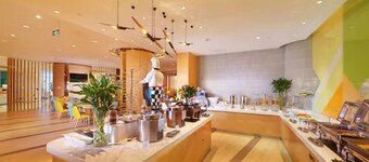 Holiday Inn Express Shanghai Zhenping by IHG