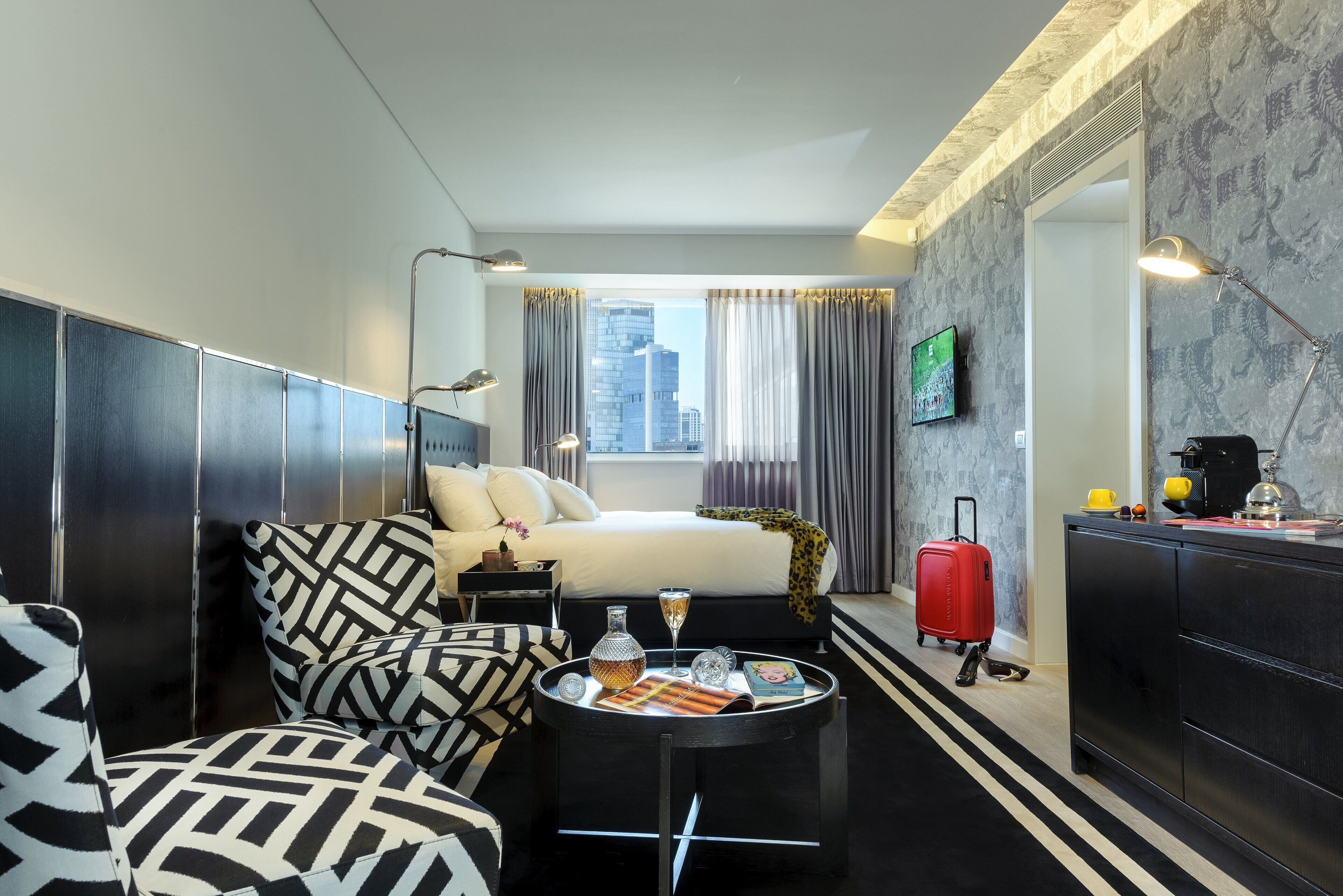 studio | premium bedding, in-room safe, soundproofing, free wifi