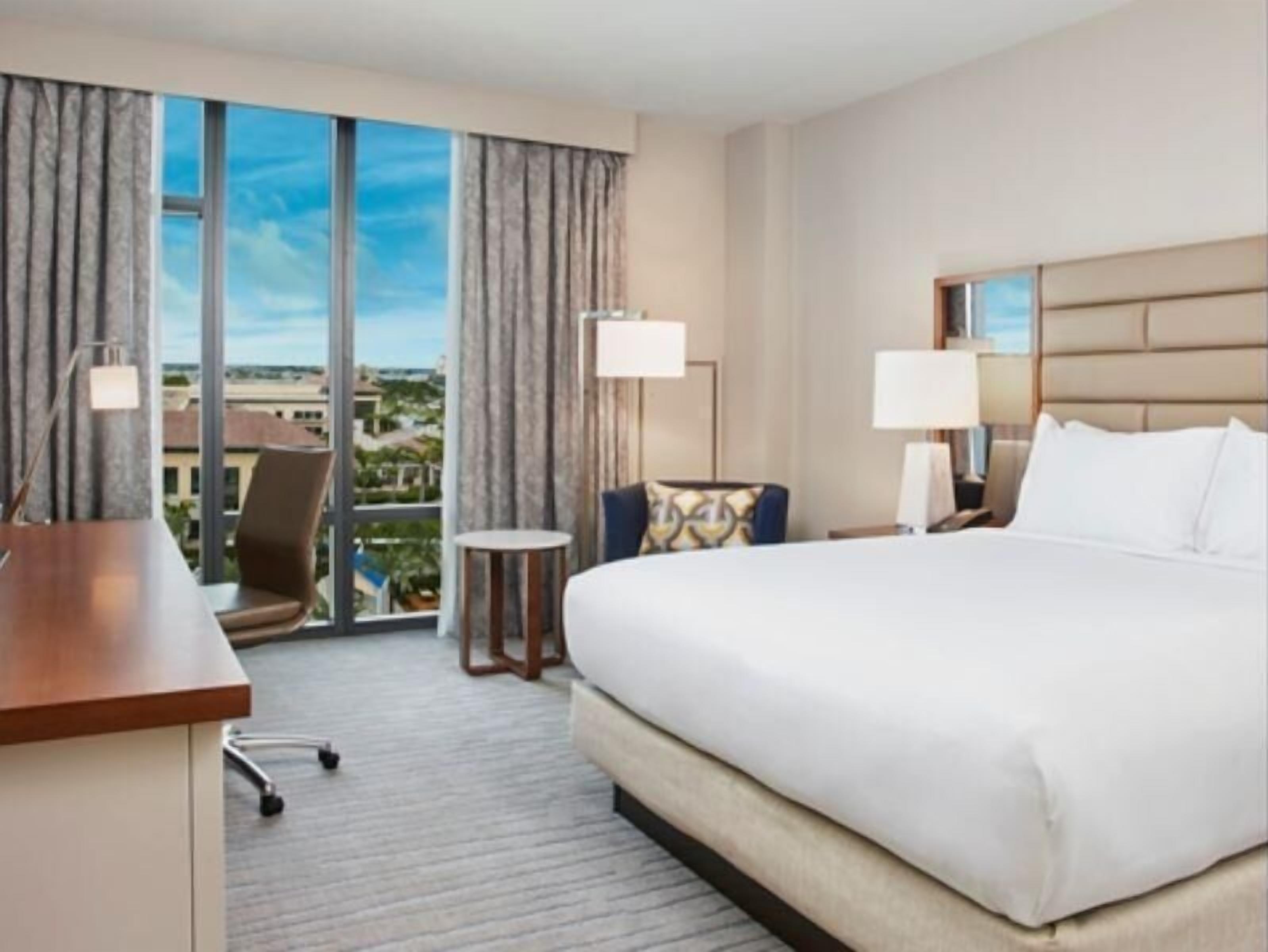 Premium bedding, in-room safe, desk, blackout curtains