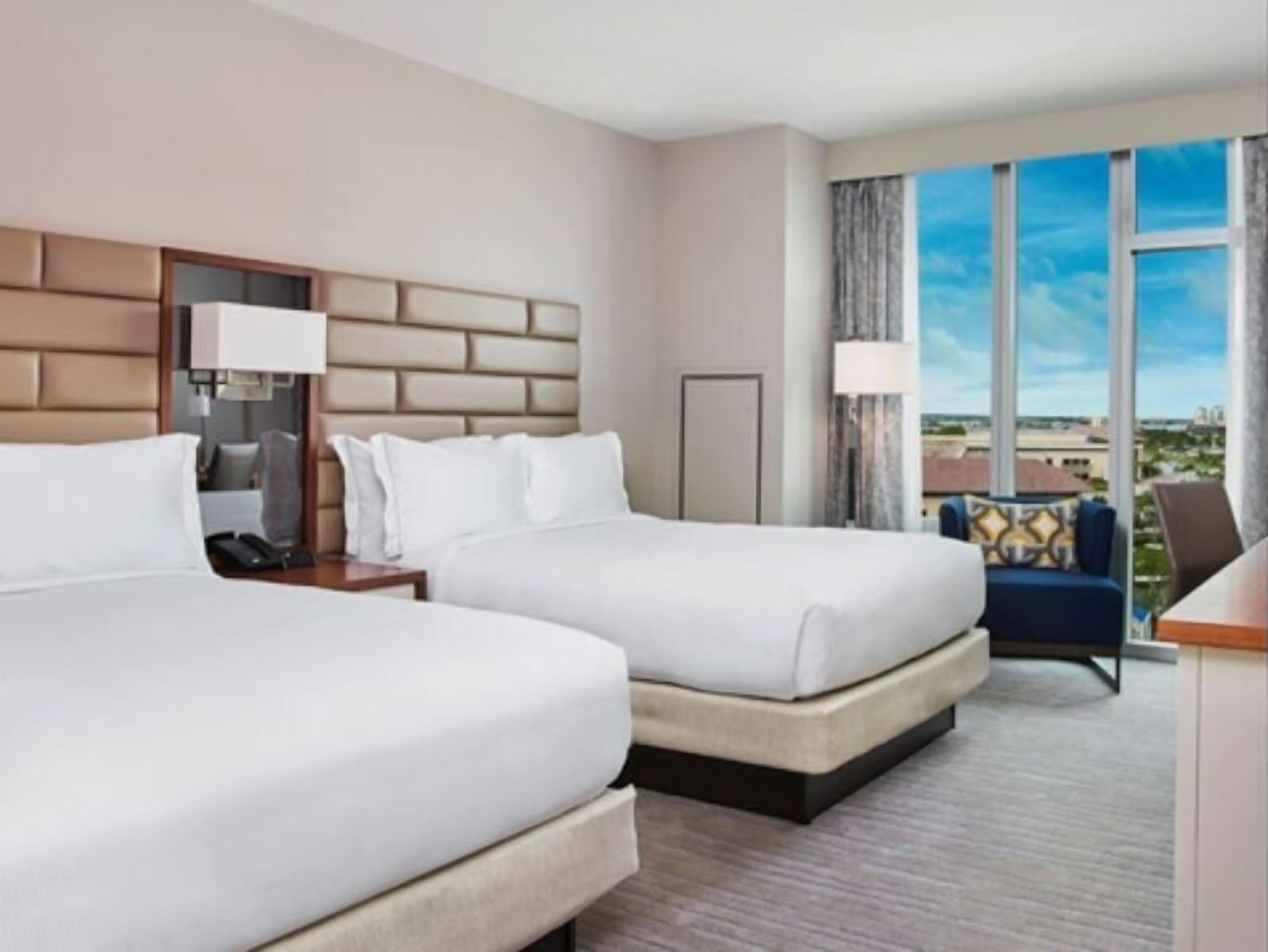 Premium bedding, in-room safe, desk, blackout curtains