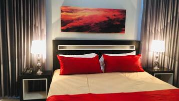 Egyptian cotton sheets, premium bedding, individually decorated