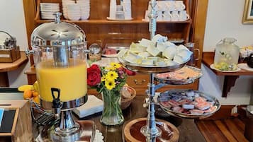 Desayuno continental incluido todos los días