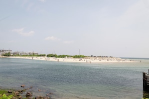 Beach nearby, beach towels