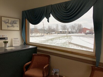 Economy Inn of Bloomington