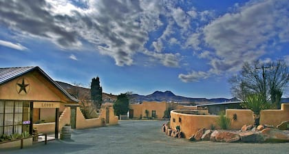 The Maverick Inn
