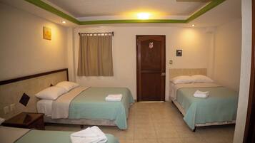 Family Studio | Premium bedding, free WiFi, bed sheets