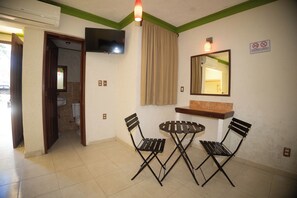Standard Double Room, 2 Double Beds | Living area | 32-inch Smart TV with cable channels, TV - Nicte Ha Campeche (Campeche)