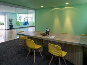 Lobby - Ibis Styles Ribeirão Preto Maurilio Biagi (Ribeirão Preto)