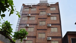 Front of property - Acosta Ñu Apart Hotel (Asunción)