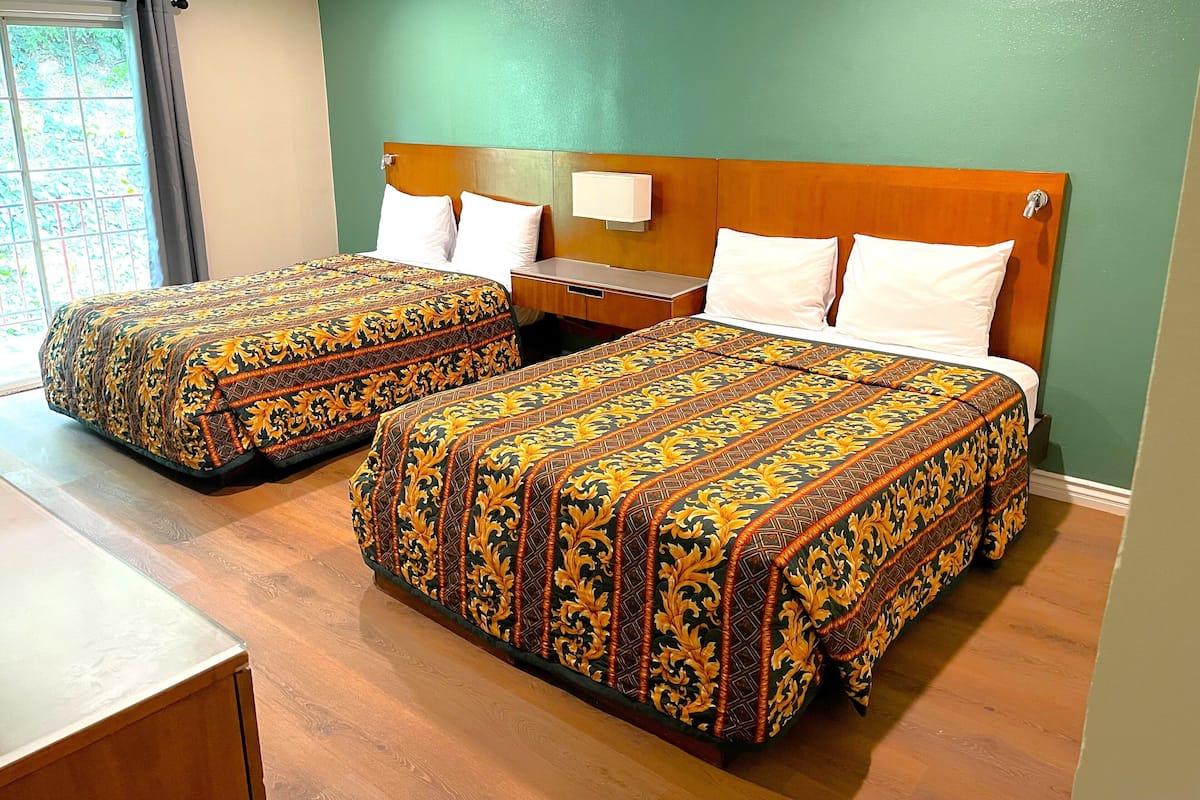 Double Room, 1 Double Bed | Desk, laptop workspace, free WiFi, bed sheets
