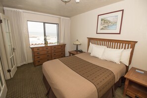 Free WiFi, bed sheets - Capitola Venetian Hotel (Capitola)