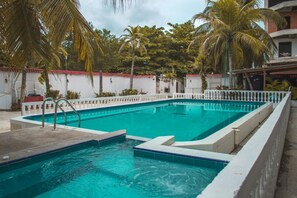 Outdoor pool, sun loungers