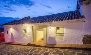 Fachada del alojamiento