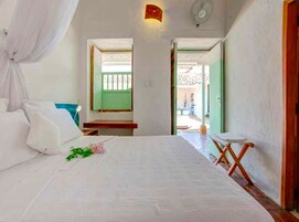 Standard Room | Premium bedding, in-room safe, free WiFi, bed sheets