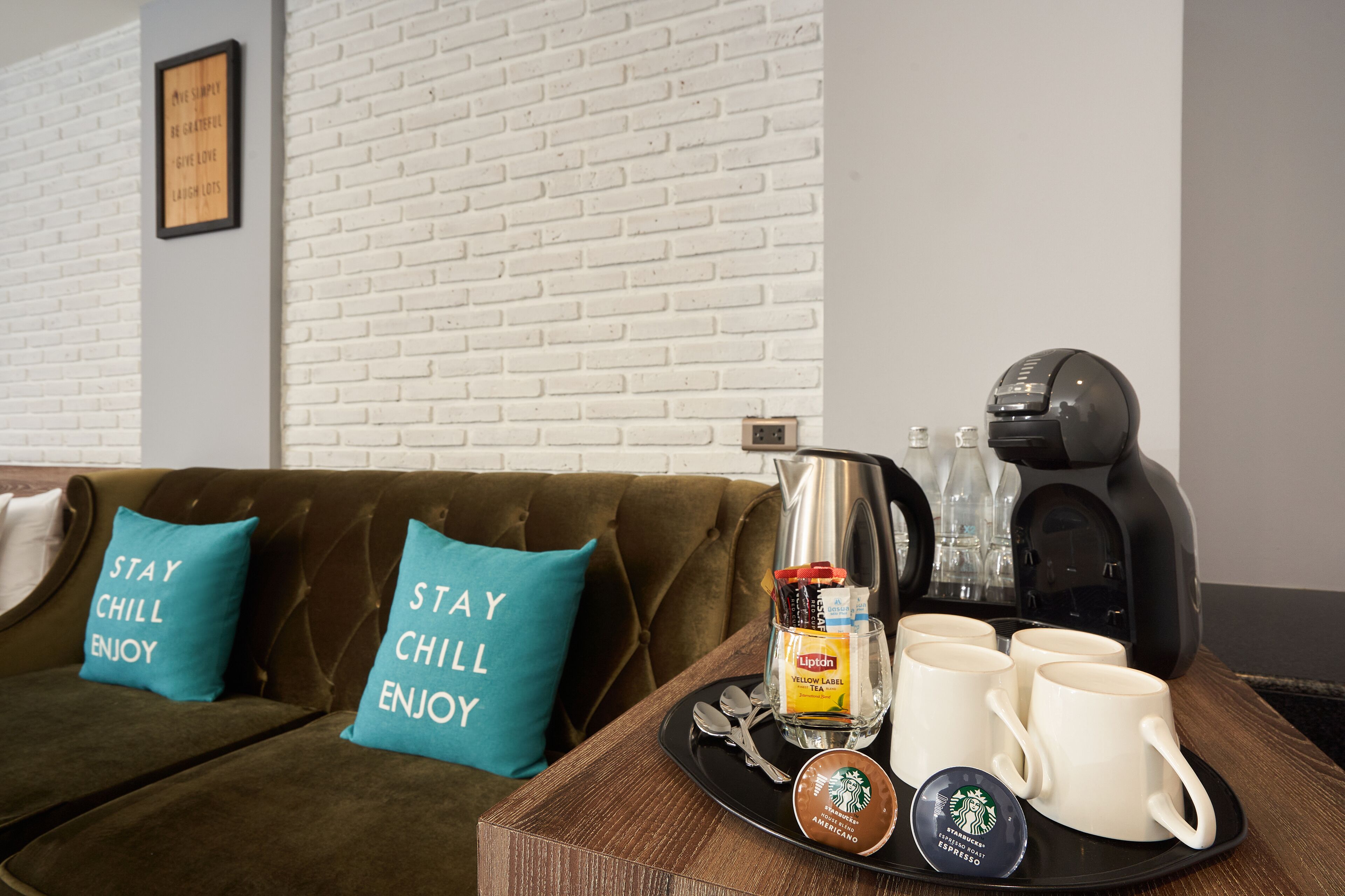 2 bedroom family suite mountain view | living area | 32-inch lcd tv with cable channels, tv