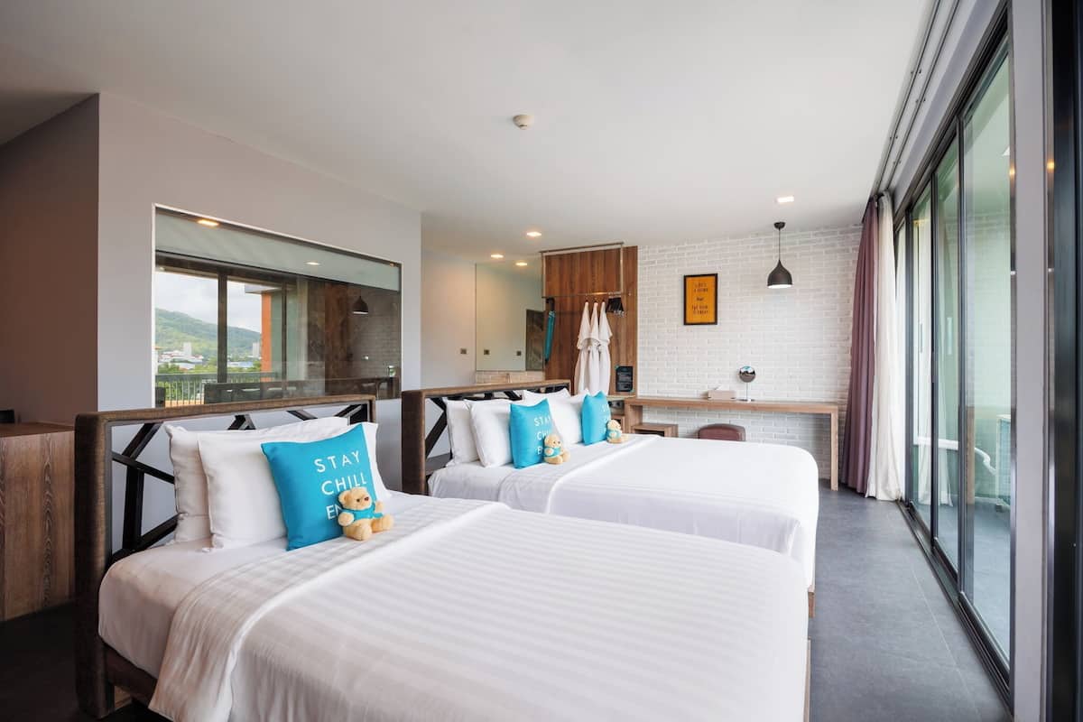 Studio Suite Triple | เครื่องนอนระดับพรีเมียม, มินิบาร์, ตู้นิรภัยในห้องพัก, โต๊ะทำงาน