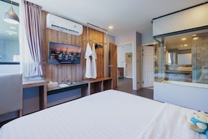 Ropa de cama de alta calidad y minibar