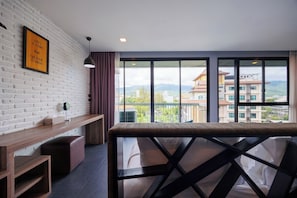 Studio Suite Triple | Pemandangan dari kamar