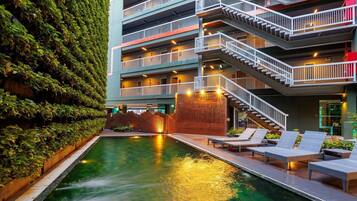 Outdoor pool, sun loungers