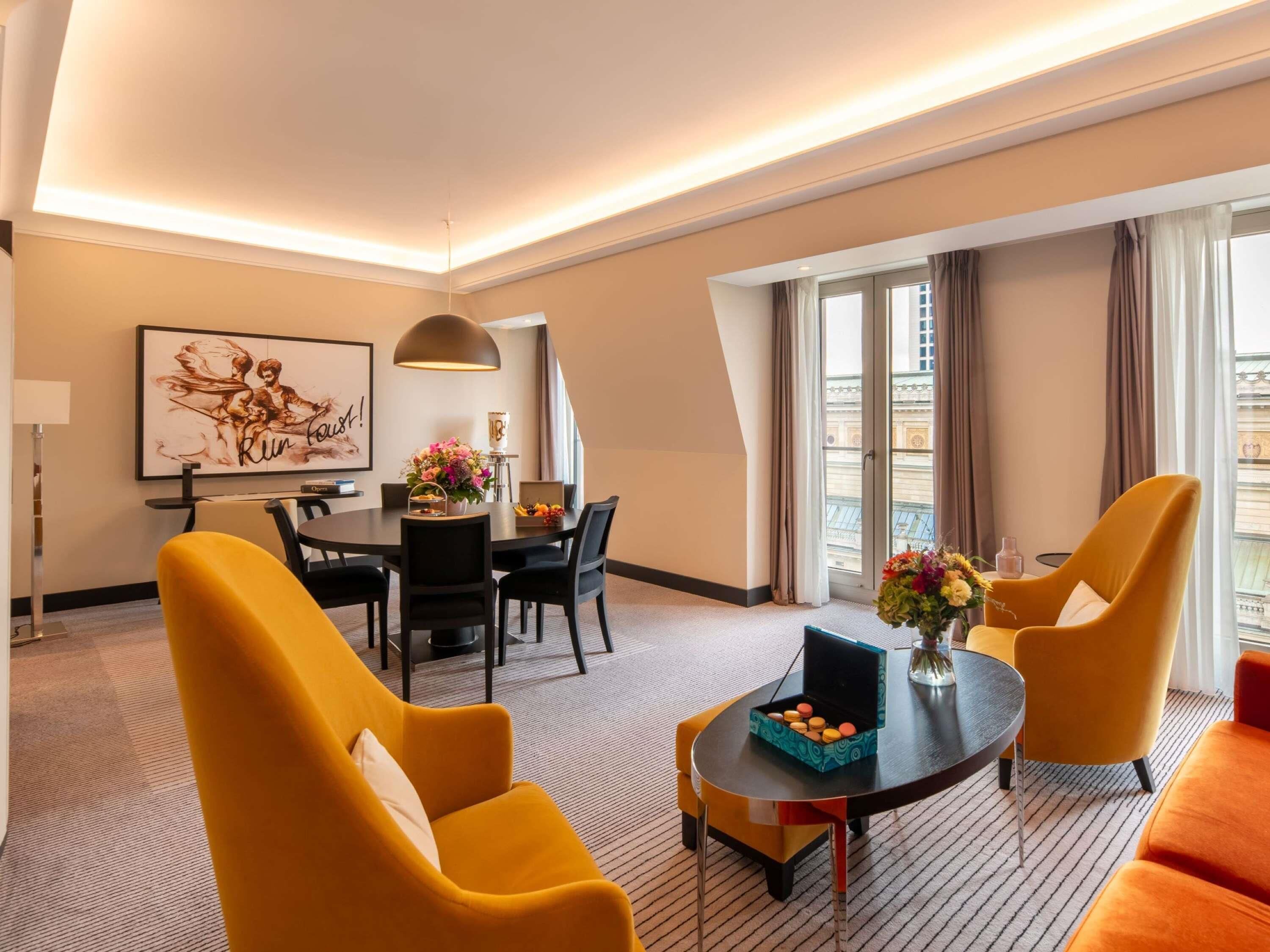 Suite, 1 King-Bett, Stadtblick (Opera)