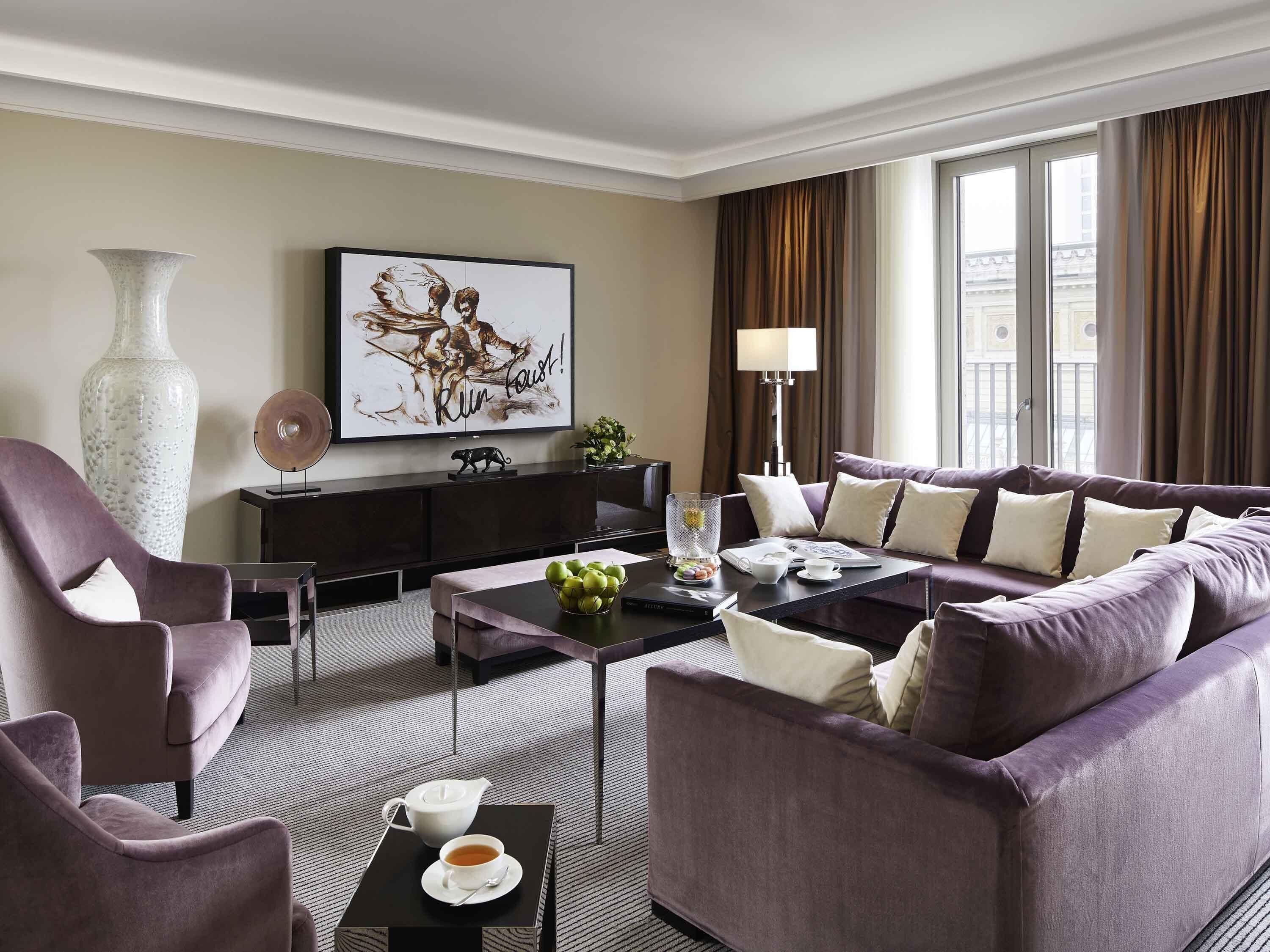 Suite Presidenziale, 1 letto king, terrazzo, vista città | Biancheria da letto di alta qualità, materassi a doppio strato, minibar