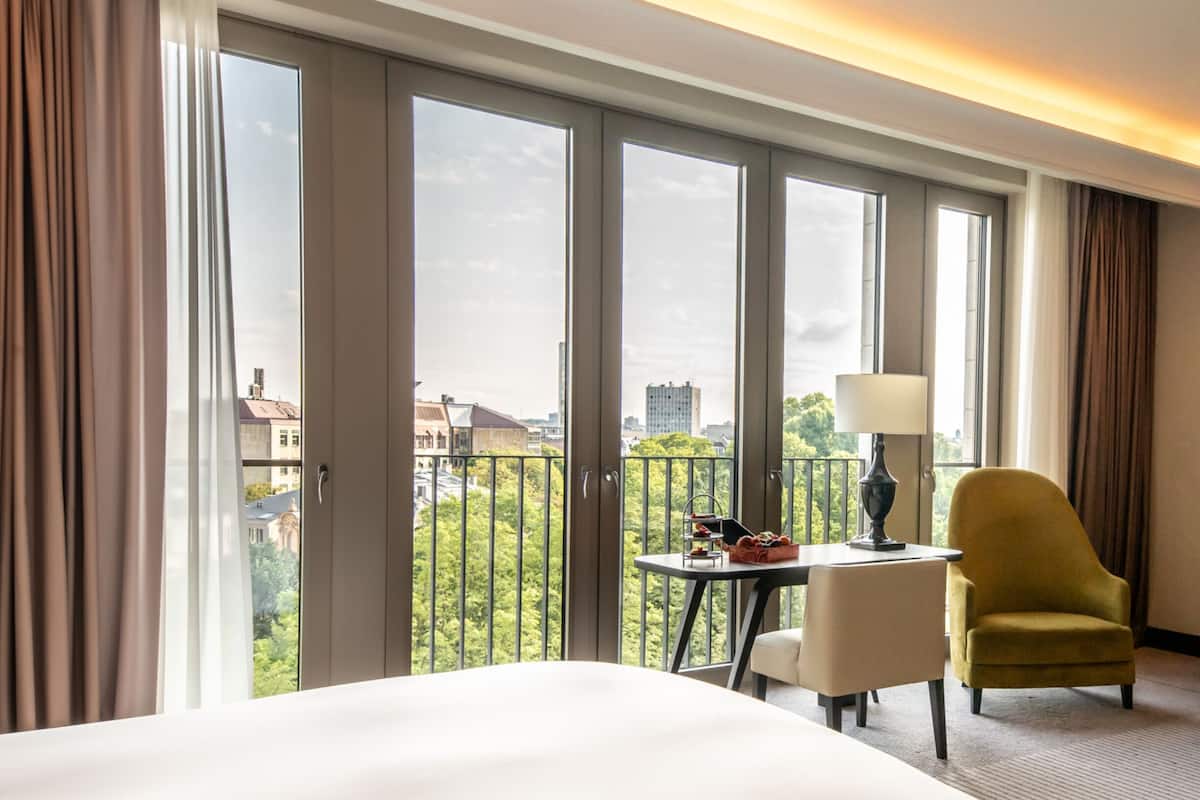 junior suite, 1 king bed | view from room