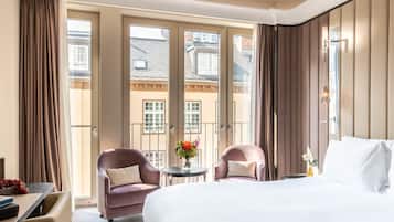 Classic Room, 1 Queen Bed | View from room
