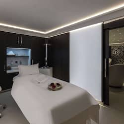Un sauna, baño turco, tratamientos corporales, envolturas corporales