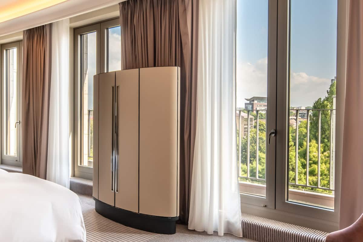 junior suite, 2 single beds | view from room