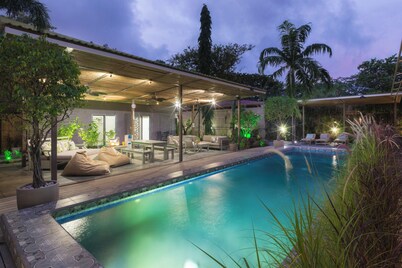 Tamarindo Bay Hotel & Apartments- Self Check In, Adults Only