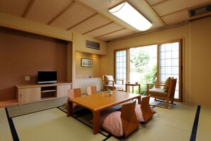 [Aoi] Japanese Style Room, 12.5 Tatami Mat, Non-Smoking | Living area