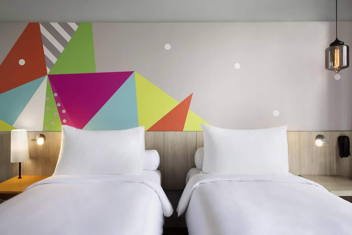 Superior Room, 2 Twin Beds | Minibar, in-room safe, desk, laptop workspace