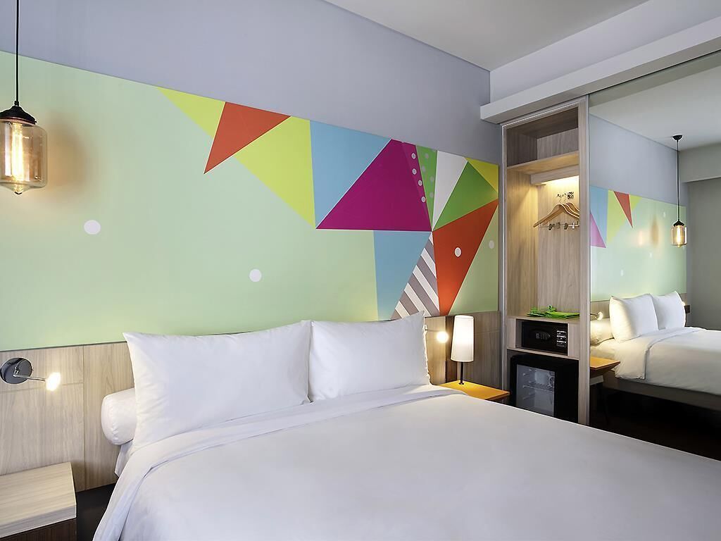 Chambre Supérieure, 1 grand lit | Minibar, coffres-forts dans les chambres, bureau