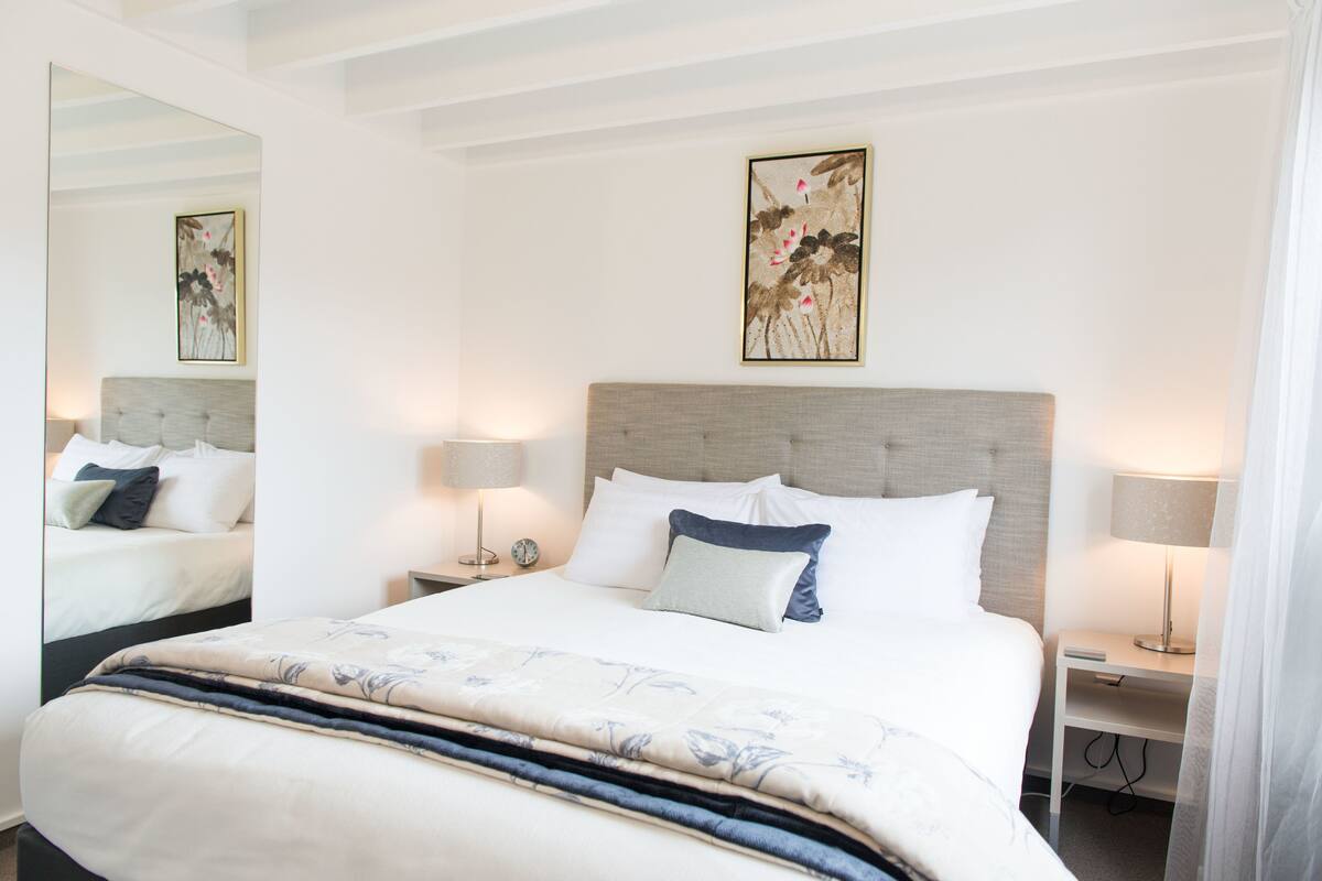 公寓, 2 間臥室 (King and Queen Bed) | 高級寢具、客房內保險箱、隔音、免費無線上網