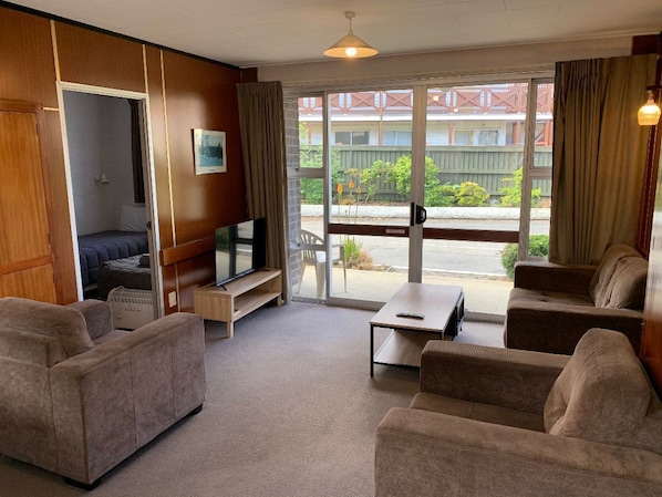 Televisión de pantalla plana