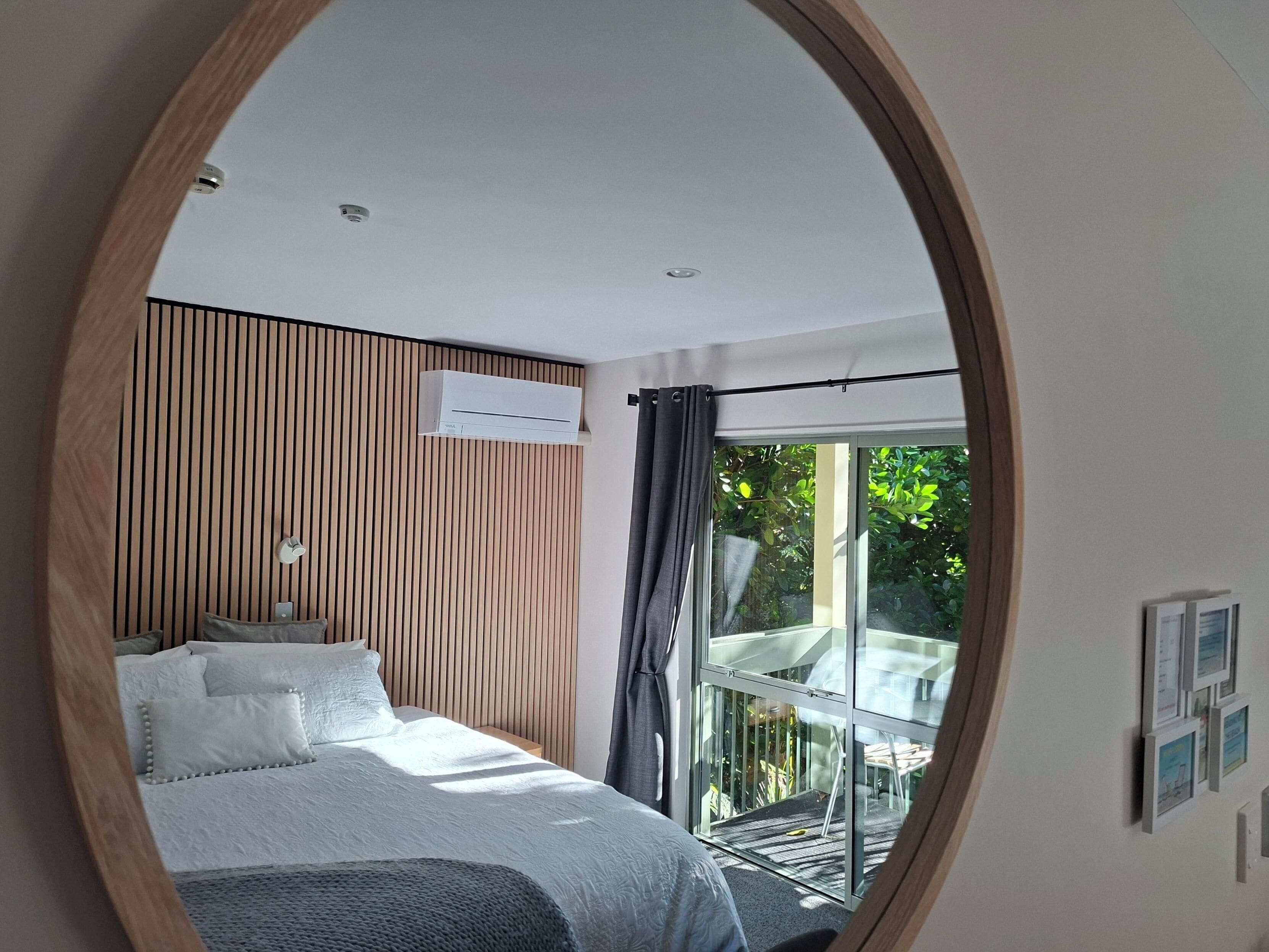 Tree Top View King Studio - Upper Level | Desk, iron/ironing board, free WiFi, bed sheets