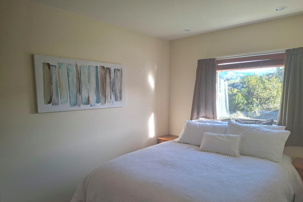 公寓, 2 间卧室 (Upper Level) | 高档床上用品、迷你吧、办公桌、熨斗/熨衣板