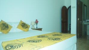 Villa, 3 Bedrooms | In-room safe, iron/ironing board, free WiFi, wheelchair access - Manik Villa (Bentota)