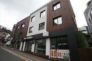 Aerial view - Moon Sun Guesthouse (Seoul)