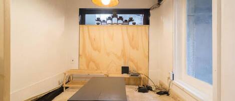 Check-in/check-out kiosk