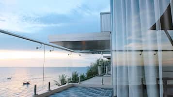 Suite, Sea View | Terrace/patio
