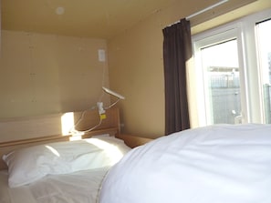 Shared Dormitory, Mixed Dorm (Bunk Bed) | In-room safe, free WiFi