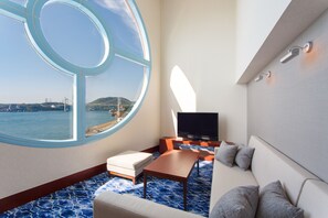 Tomannsrom – deluxe, ikke-røyk, havutsikt (Shark Eye, Club Lounge Access Incl.) | Sengetøy av topp kvalitet, skrivebord og blendingsgardiner