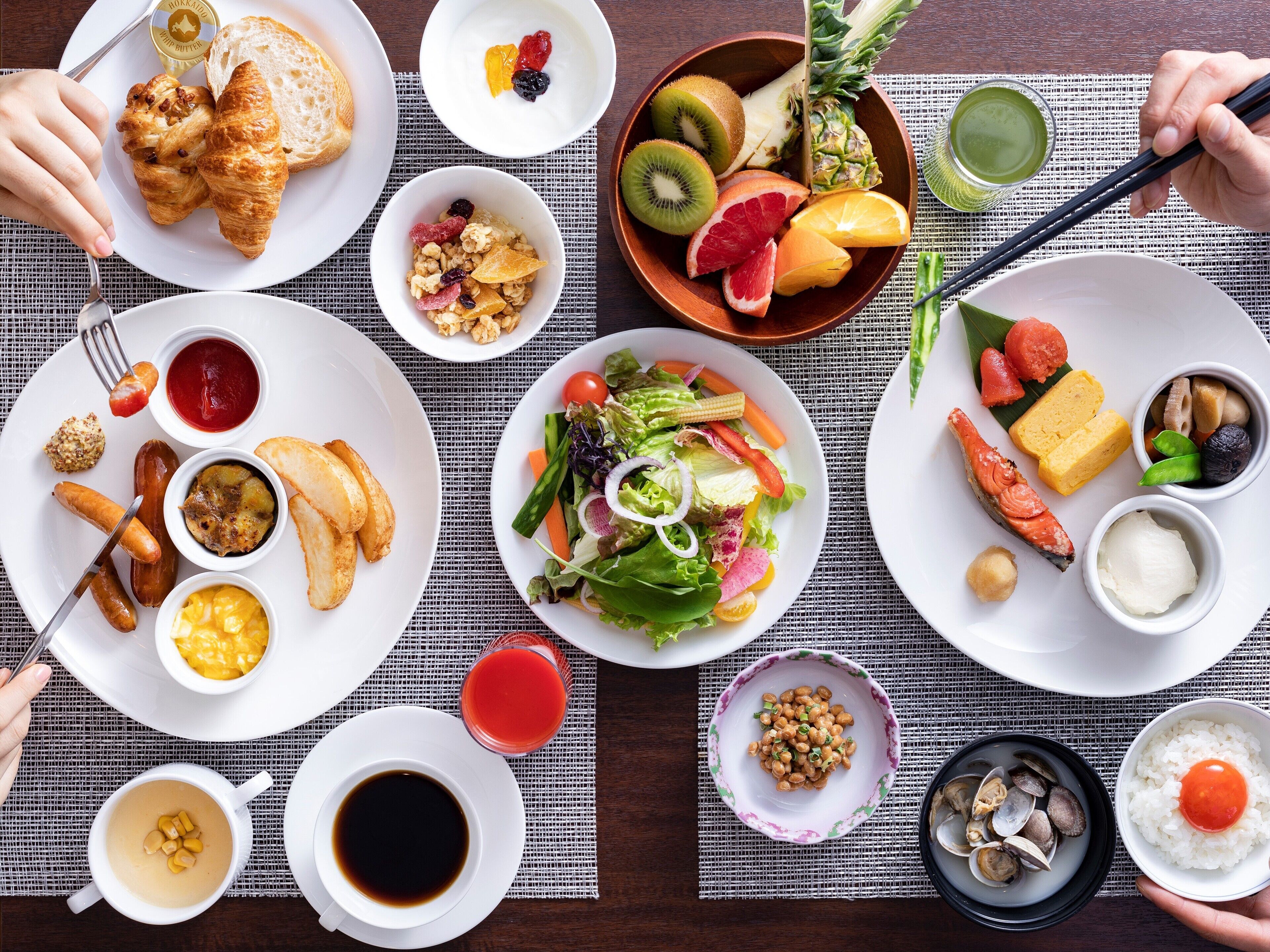 朝食