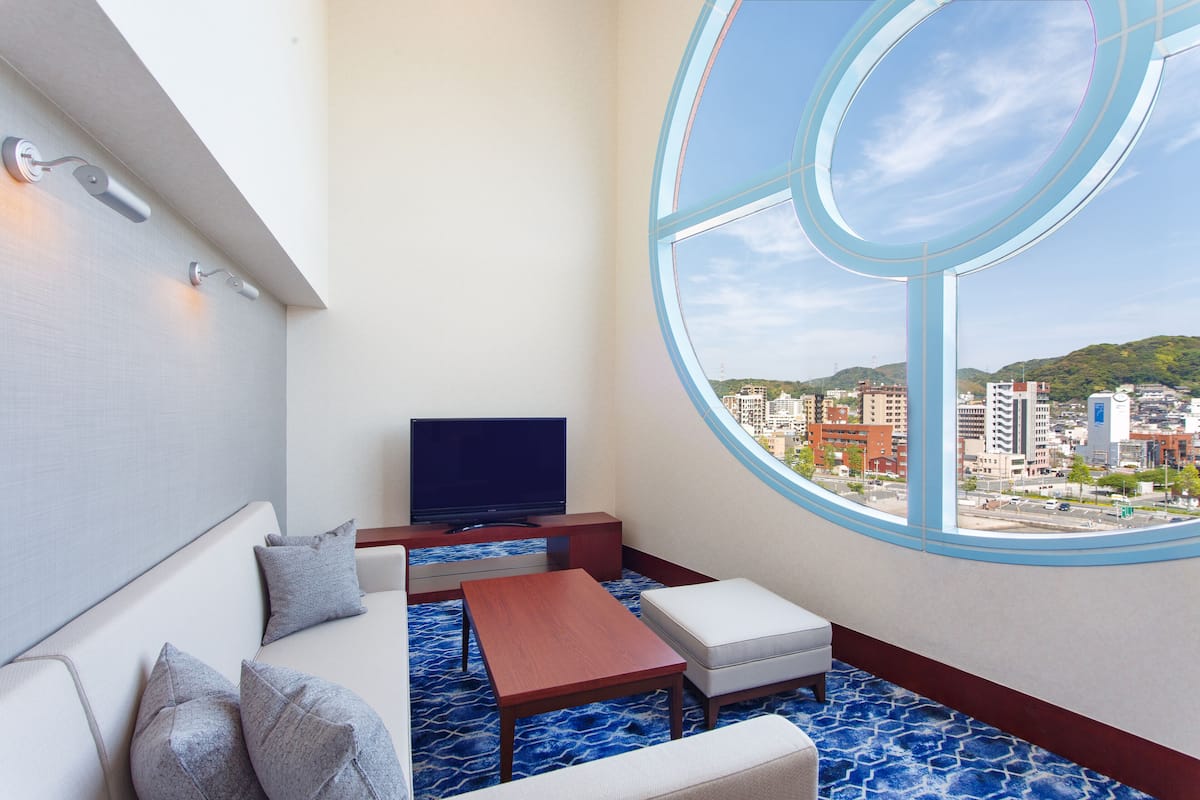 Chambre Deluxe avec lits jumeaux, non-fumeur, vue ville (Shark Eye, Club Lounge Access Incl.)