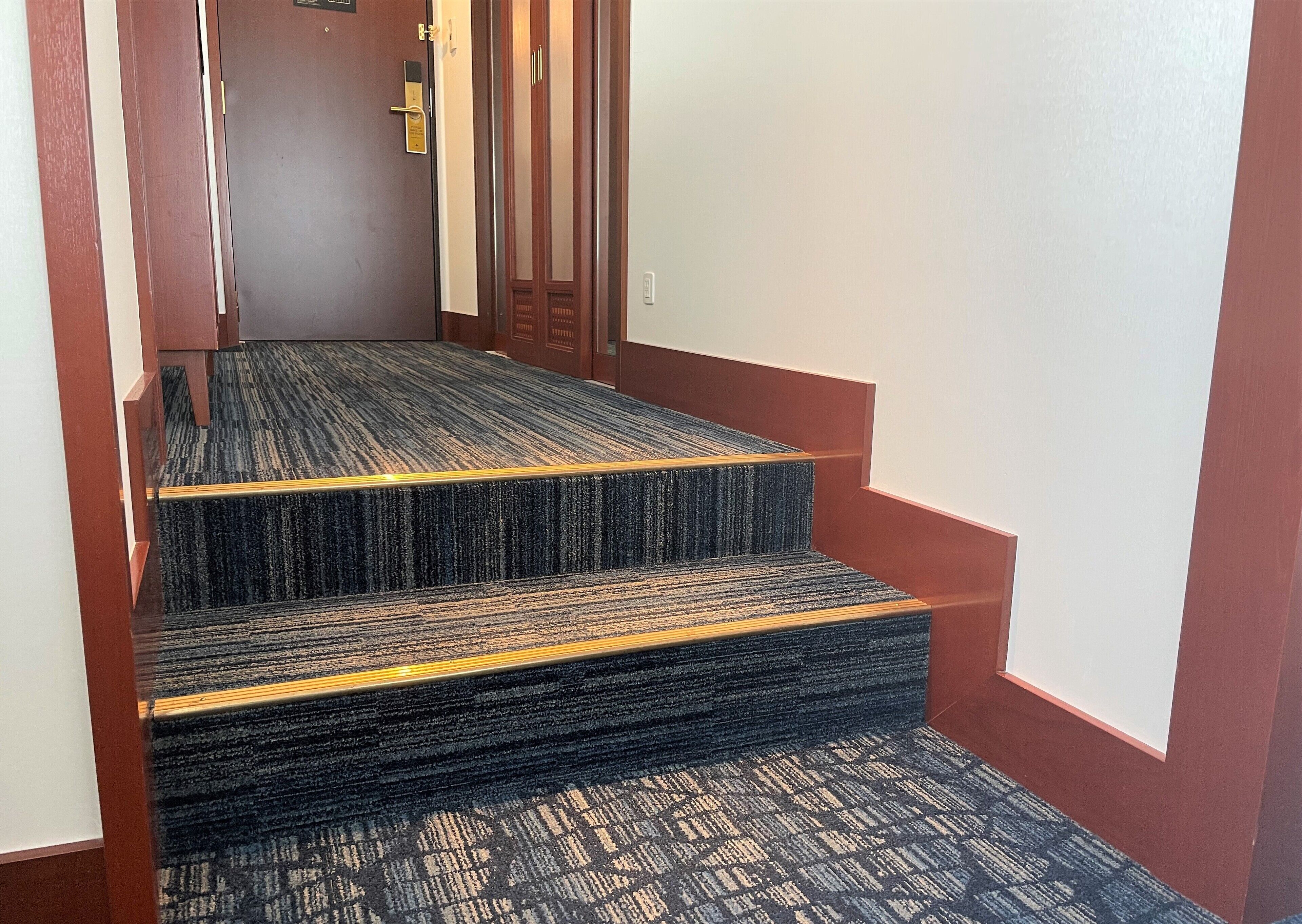 1 bedroom, premium bedding, desk, blackout curtains