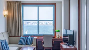 Premier Deluxe Twin With Ocean View (Club Lounge Access Included), Non Smoking | Premium bedding, desk, blackout drapes, iron/ironing board