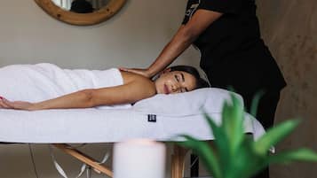 Couples treatment room(s), hot stone massages, massages